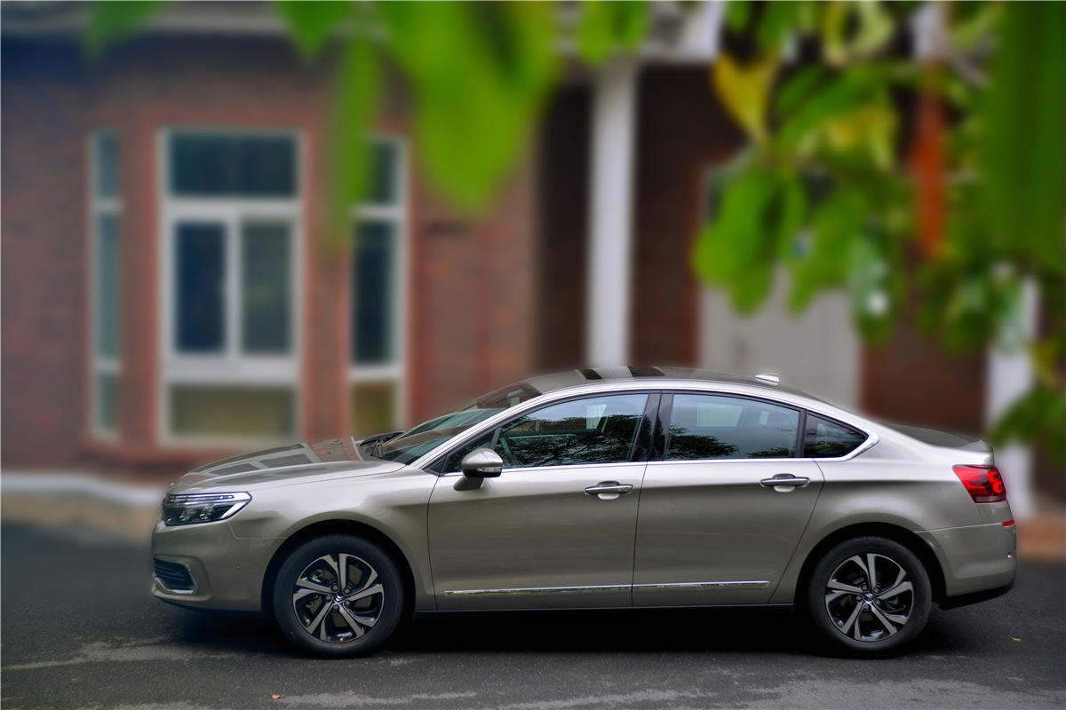 雪铁龙c5天逸1.6t试驾视频,2020款雪铁龙c5aircross试驾