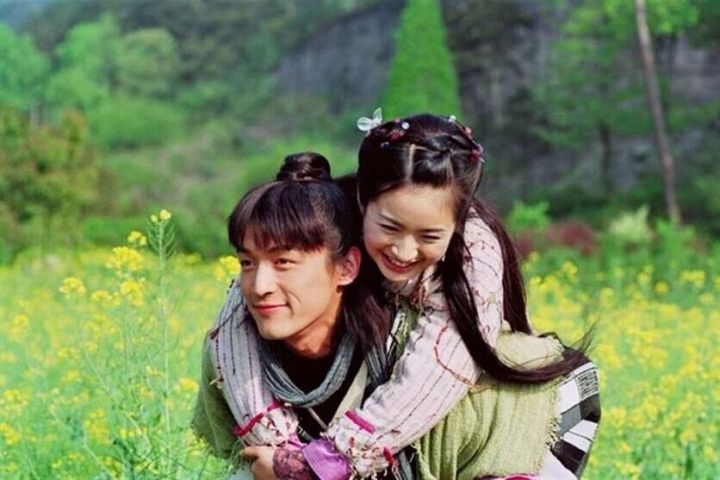 林依晨吃烤地瓜,林依晨烤地瓜