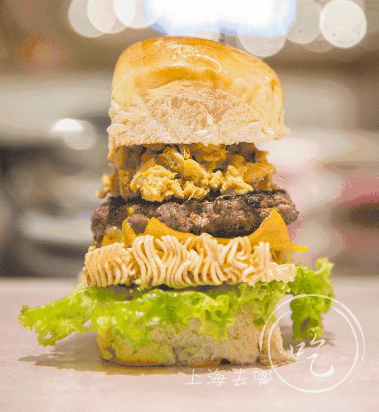 一个汉堡吃出两个螃蟹,大闸蟹汉堡