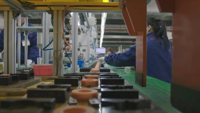 从默默无闻到行业巨头,从小作坊到上市公司的传奇