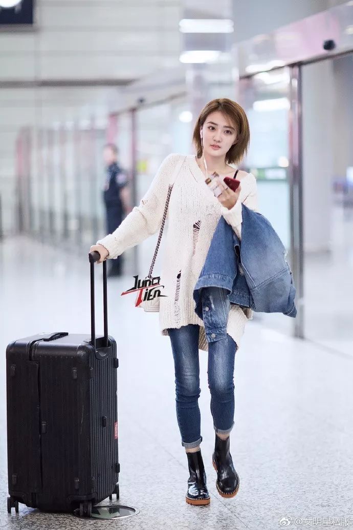 秋冬穿搭女2021高级感小个子,秋冬也流行穿大不穿小