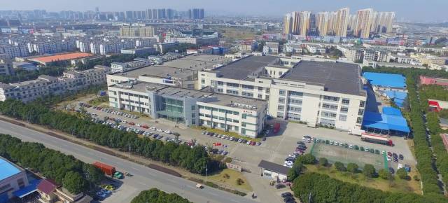 从默默无闻到行业巨头,从小作坊到上市公司的传奇