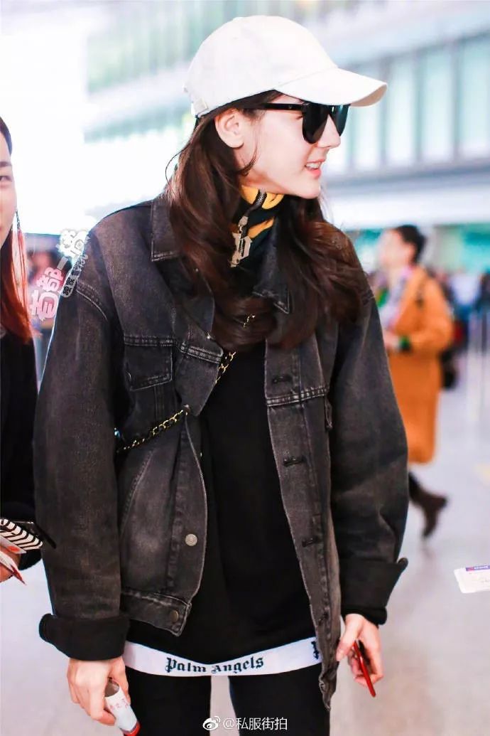 秋冬穿搭女2021高级感小个子,秋冬也流行穿大不穿小