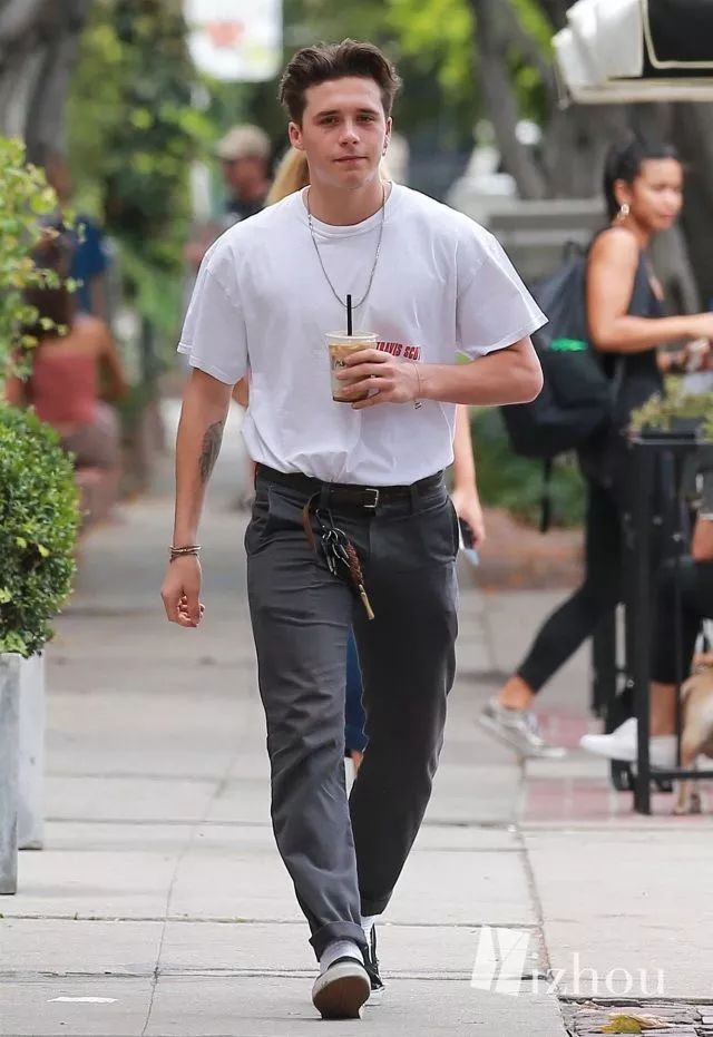 巴黎世家又丑又贵的产品,巴黎世家丑爆又贵实测