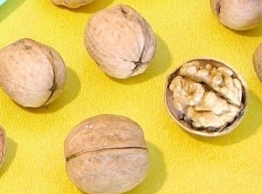 核桃吃多了会怎样呢,核桃吃多了会怎么样