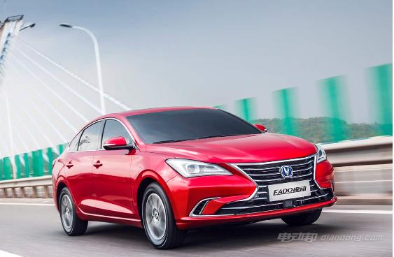 逸动电动车怎么样,20款长安逸动plus和21款长安逸动