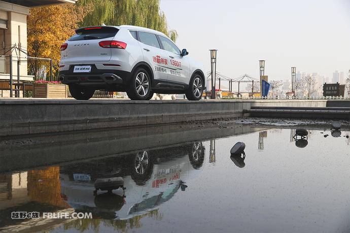 2018款全新1.5t哈弗h6试驾,1.5t哈弗h62020款和长安cs75plus