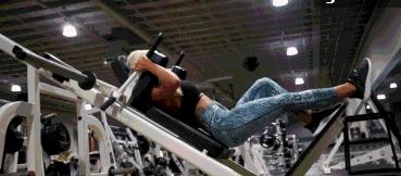 什么动作可以快速提臀,趴床上提臀最佳的动作