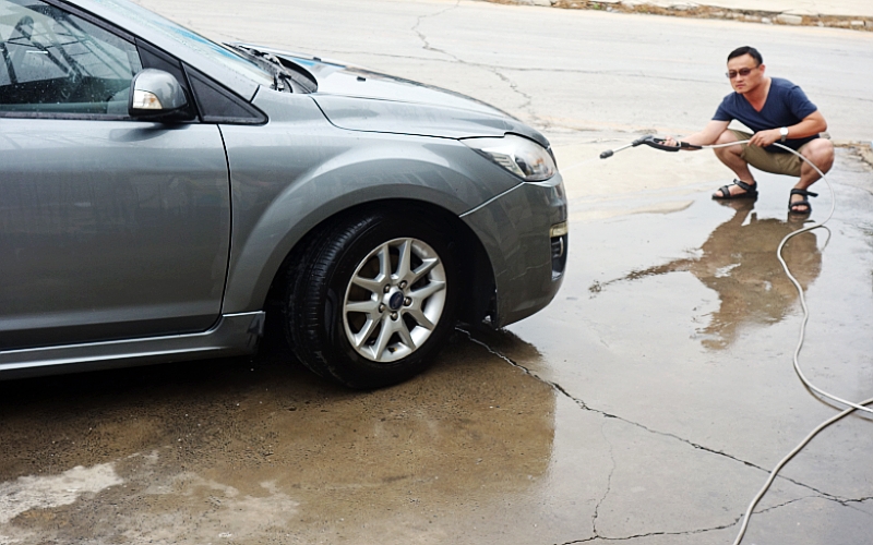 用它轻松搞定洗车清洁到位,怎么快速洗车洗得干净效力快