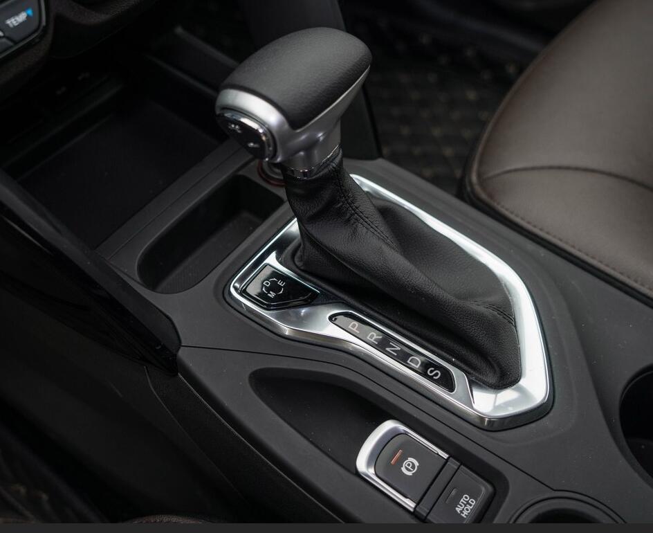 2017款传祺gs4自动豪华智联版配置,17款传祺gs4自动两驱豪华智联