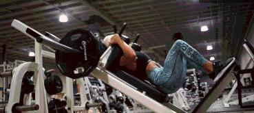 什么动作可以快速提臀,趴床上提臀最佳的动作