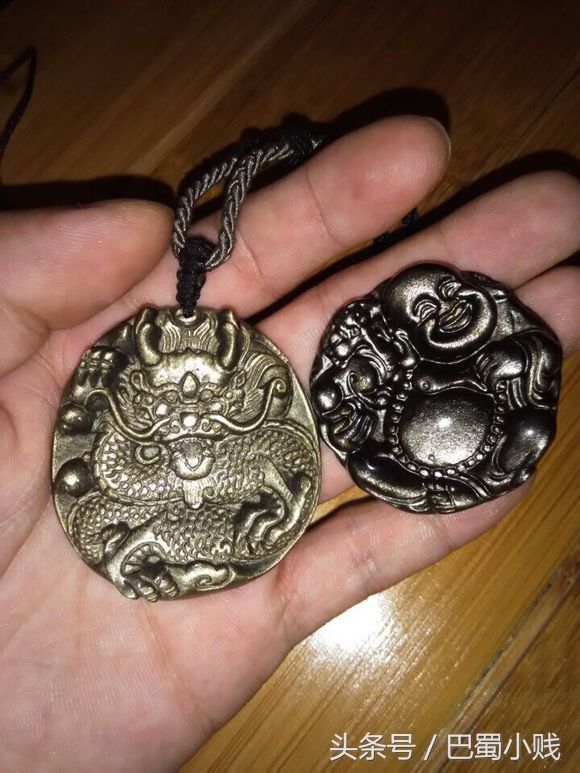 黑曜石牌真假鉴别,带彩虹眼的黑曜石有假货吗