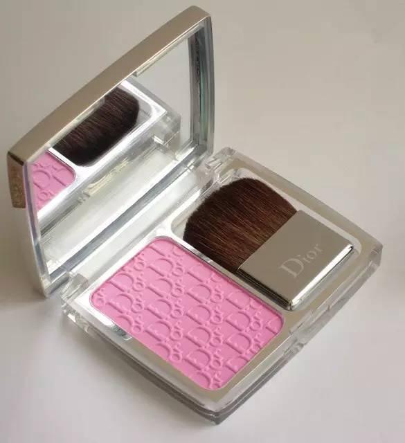 小仙女们的包里都装了啥？