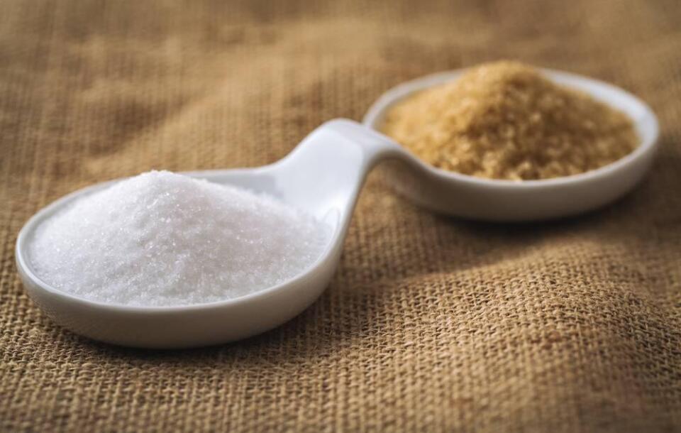 脸上很多痘痘禁忌什么食物,脸上有痘痘忌口的食物是哪些