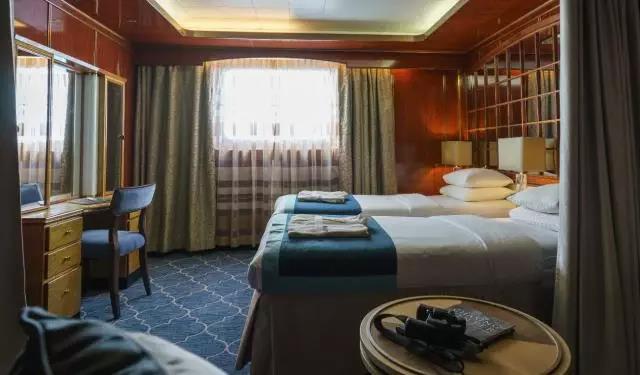 极地探险队员,极地探险邮轮旅行