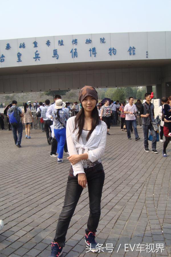 开豪车体验生活,每天坐百万豪车上下班是什么感受