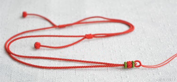 玉挂绳的正确方法,绑玉用的绳子也有讲求
