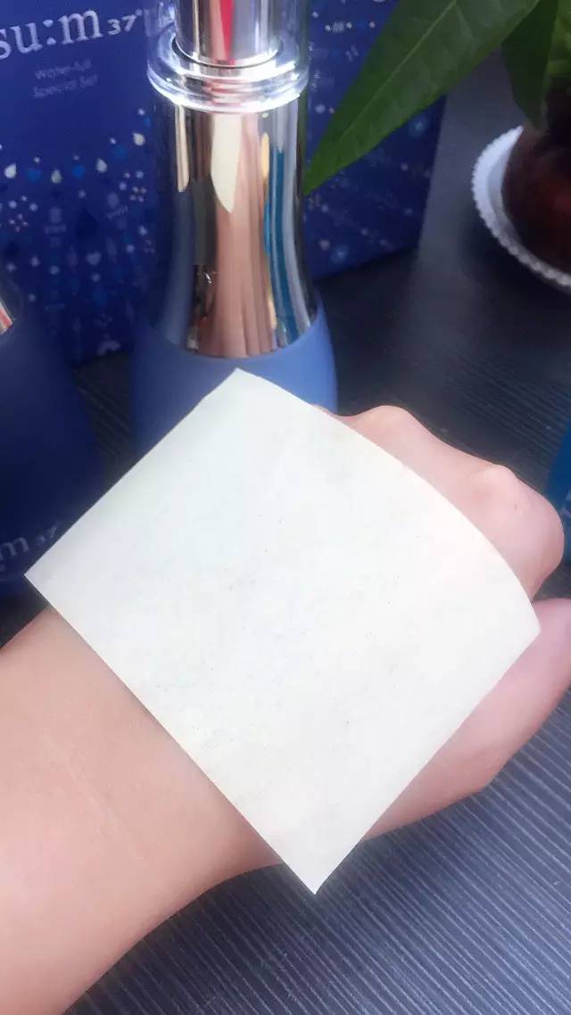 清爽温和补水测评,补水保湿精华真实测评