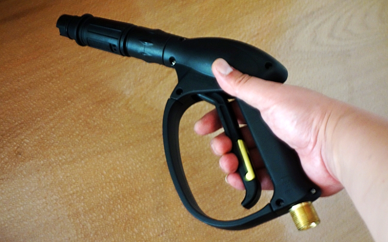 用它轻松搞定洗车清洁到位,怎么快速洗车洗得干净效力快