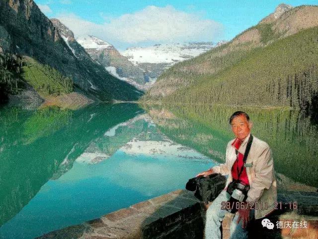 人物｜德庆老摄影人麦庭发对香山情有独钟，退休后每天早上五点登香山，风雨不改