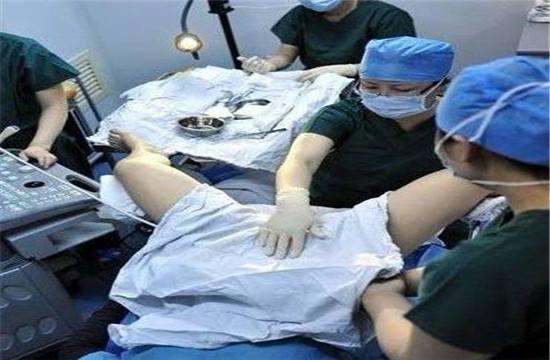 做试管婴儿真的很痛苦,试管婴儿过程很痛苦吗