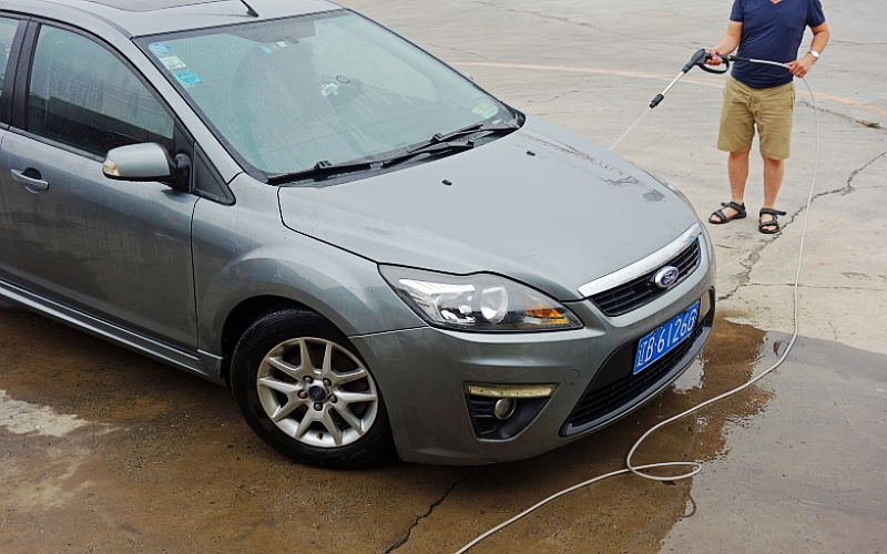 用它轻松搞定洗车清洁到位,怎么快速洗车洗得干净效力快