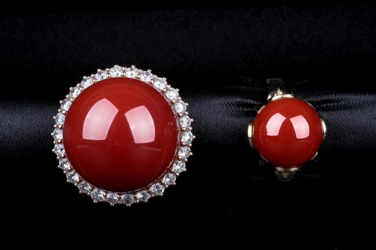 阿卡红珊瑚一颗多少克,阿卡红珊瑚一克多少人民币