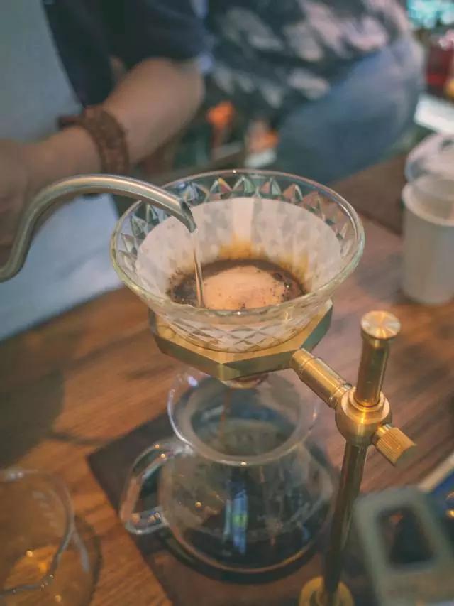 杭州武林门大草坪上270°透明玻璃屋！梦幻甜品咖啡店，童话的甜蜜