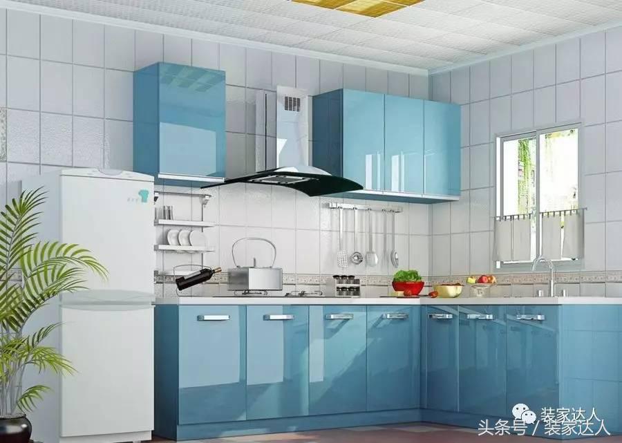 橱柜蓝色搭配什么颜色的吊柜,厨房的橱柜颜色天蓝色好看吗