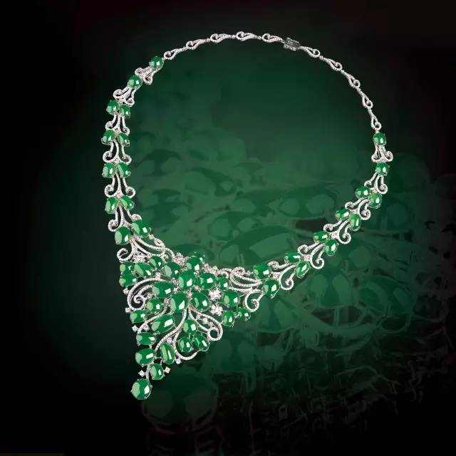 如何找到有缘的翡翠,翡翠一鹿有你适合什么人戴