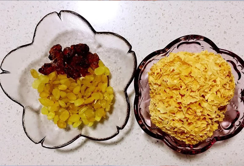 桃胶里的桃花泪,桃树上的桃胶怎么吃最好