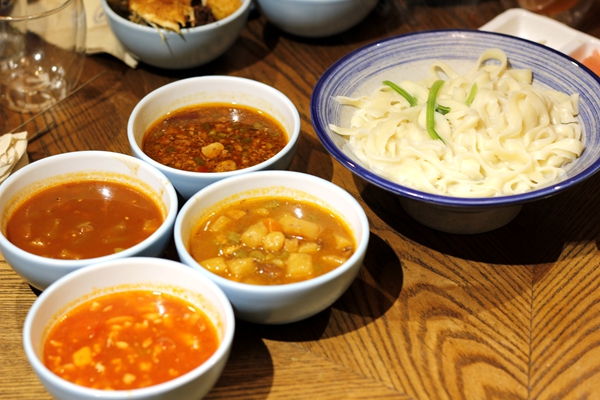 山西一绝特色刀削面,山西正宗剔尖面好吃的面馆