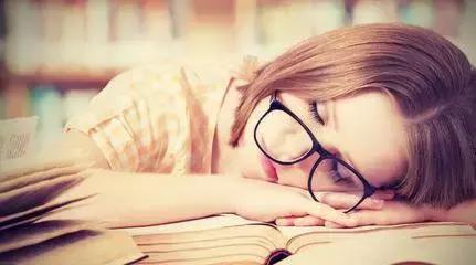 老年皮肤病反复发作怎么办,皮肤病反复发作是因为免疫力差吗