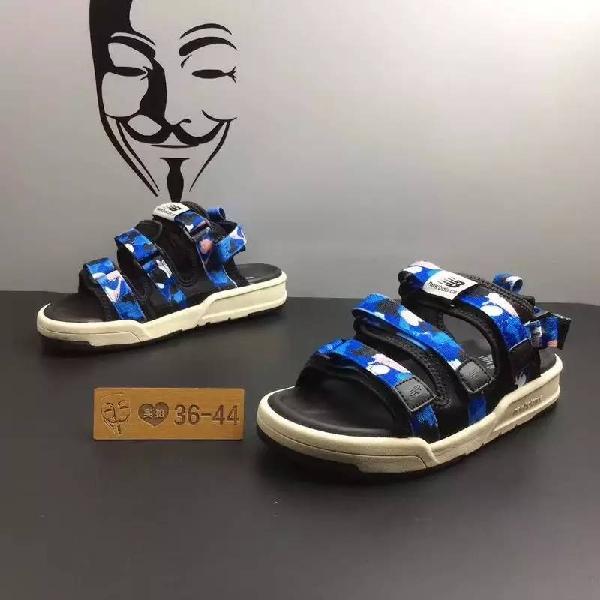 今年流行的凉鞋是哪一些,今年最火的4款凉鞋清爽又时髦