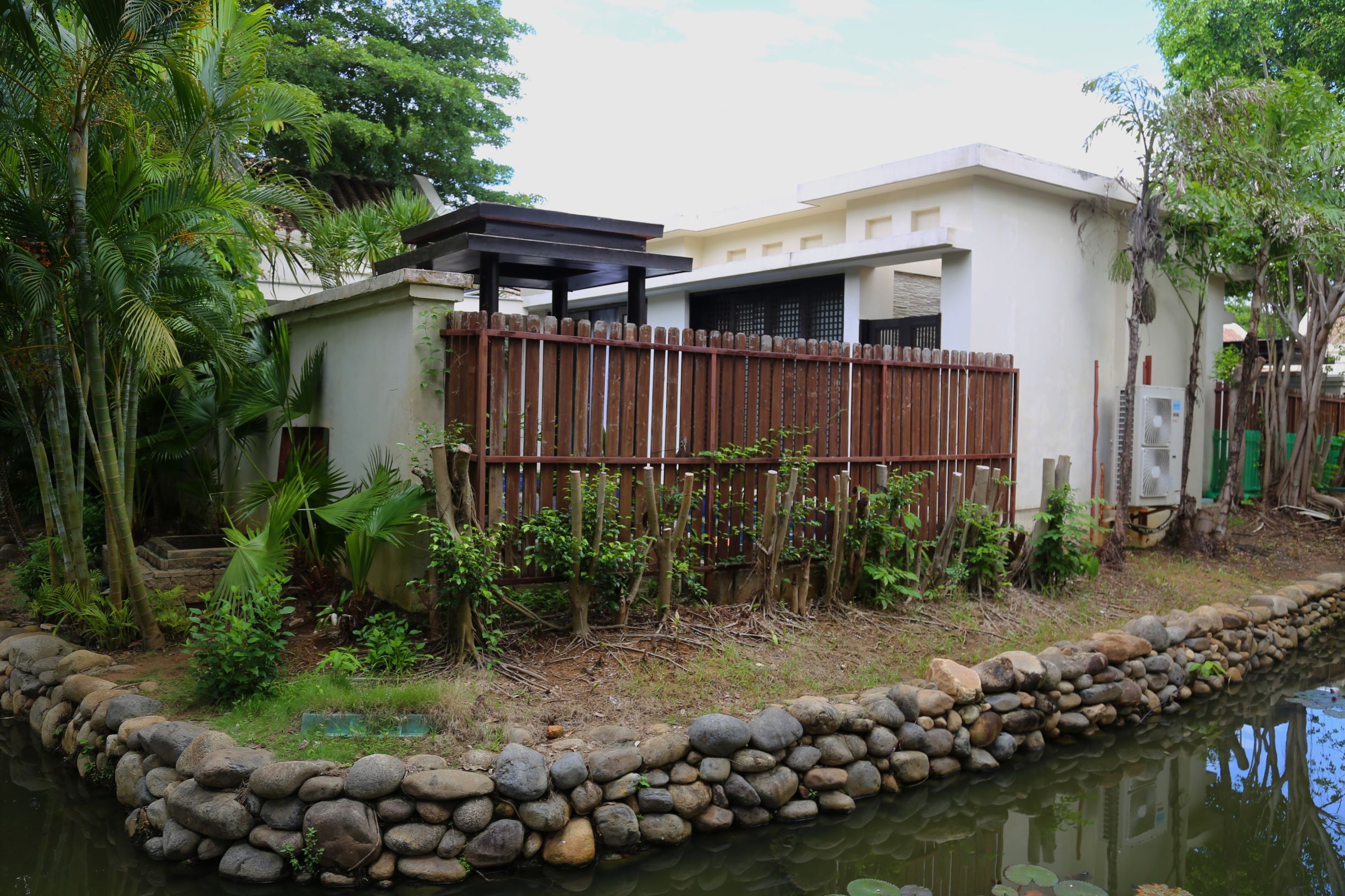 三亚湾和亚龙湾铂尔曼度假酒店,亚龙湾铂尔曼度假