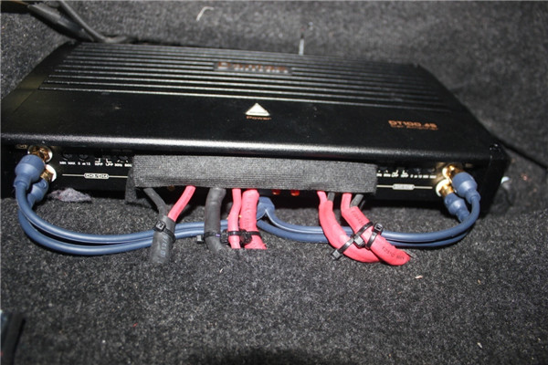 老威驰音响改装,威驰音响喇叭改装