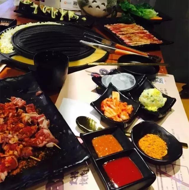 武汉附近小众旅游城市美食,武汉的著名风景和小吃