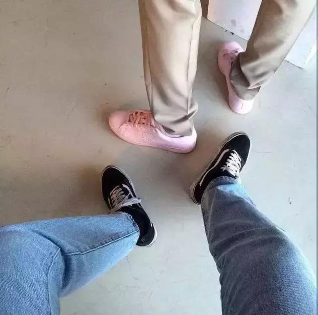 放下小白鞋，这个夏天和小粉鞋谈场恋爱！