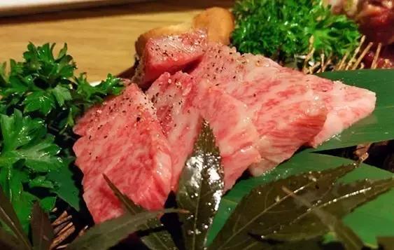 武汉附近小众旅游城市美食,武汉的著名风景和小吃