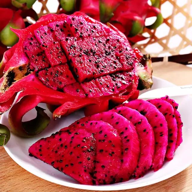 多吃红心火龙果对身体有哪些好处,多吃红心火龙果对身体有什么好处