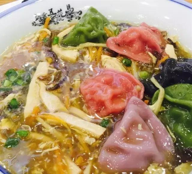 武汉附近小众旅游城市美食,武汉的著名风景和小吃