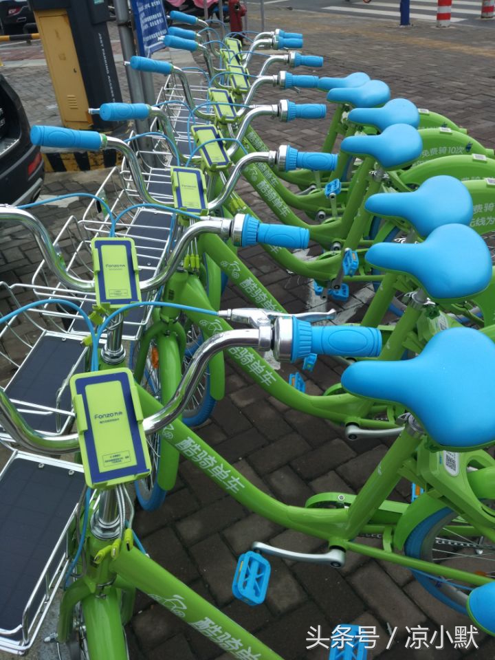 合肥街头骑摩托车,酷骑单车街头