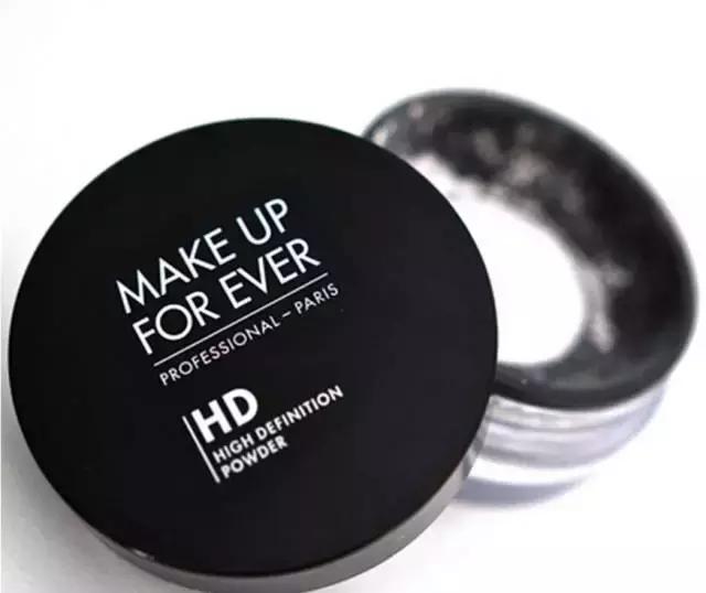 香奈儿10号蜜粉显得油光,香奈儿10号蜜粉怎么显得油光