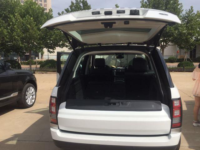 17款路虎揽胜欧规版价格,17款揽胜行政欧版柴油