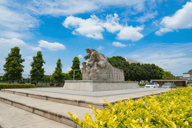 四川高职院校专业排名,四川交通工作技术学院简介