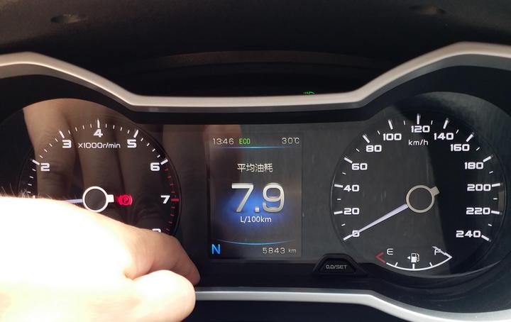 帝豪gs1.4t真实油耗及价位,帝豪gs1.4t真实油耗18款