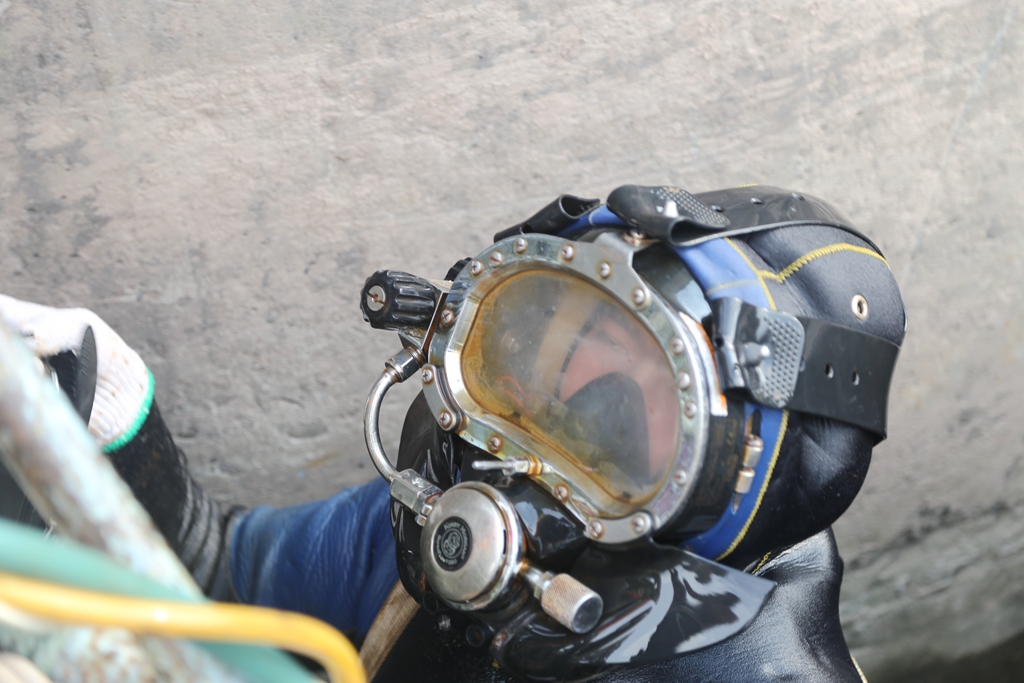 蛙人水下检测,蛙人水下视频