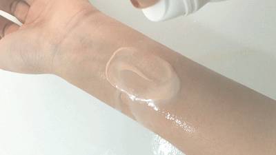 卸妆油卸妆膏卸妆水哪个不伤皮肤,卸妆油卸妆膏哪个用得慢