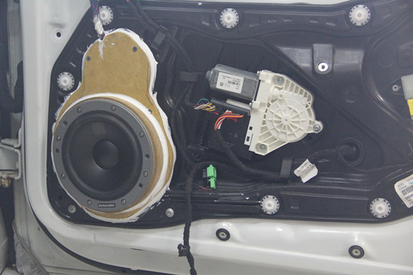 cc选装丹拿音响多少钱,大众cc怎么看是不是丹拿音响