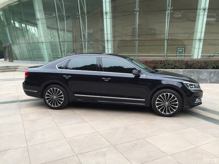 帕萨特330tsi精英版驾驶体验,帕萨特330tsi普通精英版评测